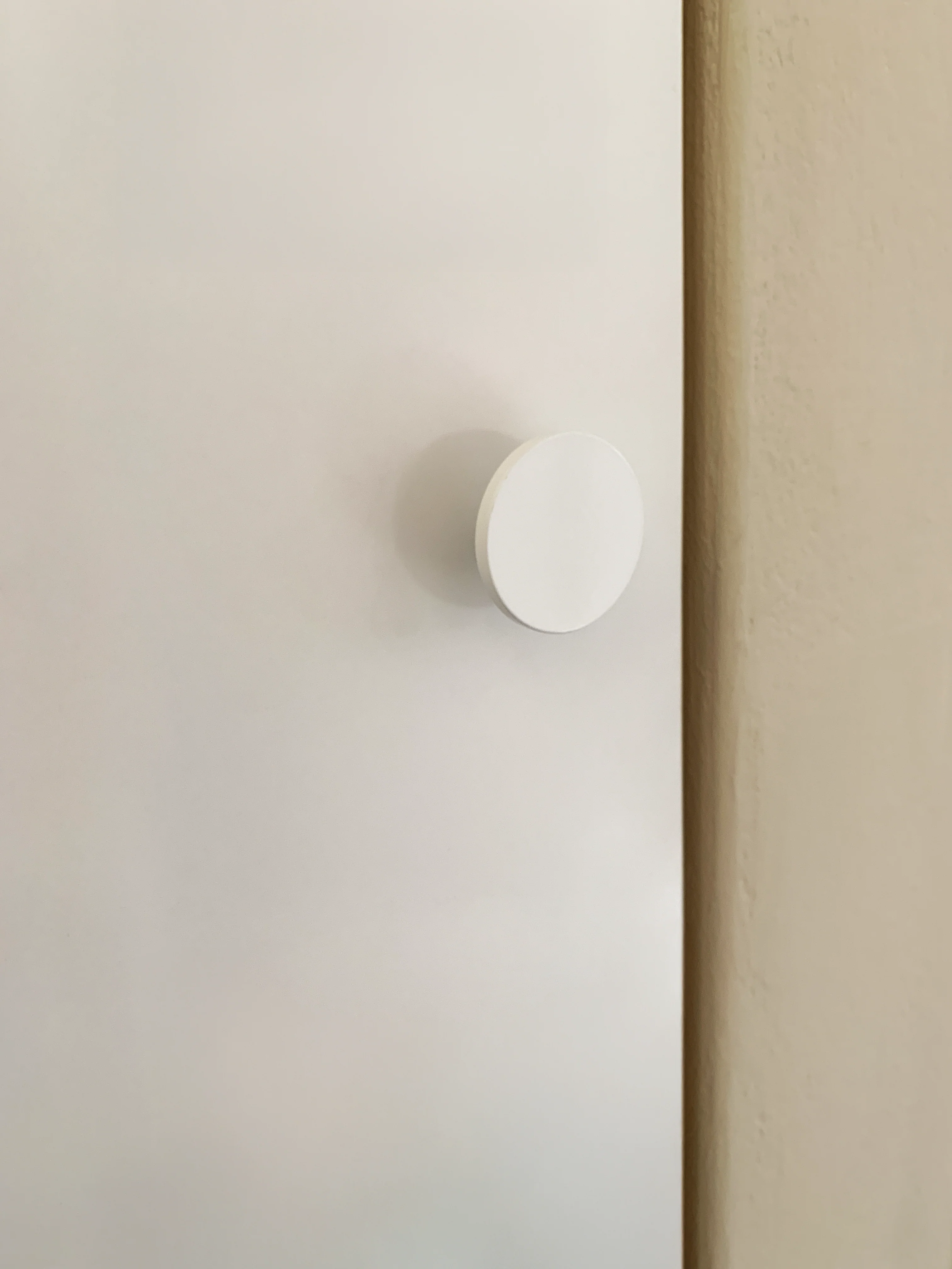 möbelgriff 04 / knob 04 weiß